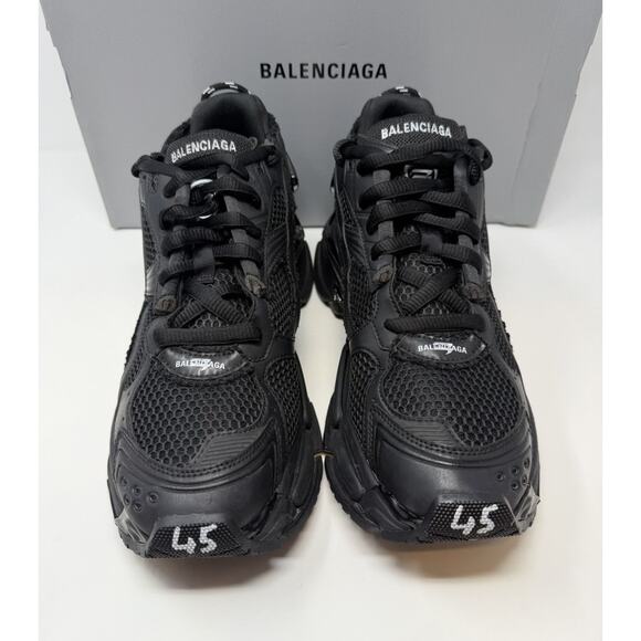 Balenciaga Runner Sneaker Matte Black main image 9